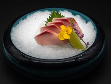 Yellowtail / Hamachi